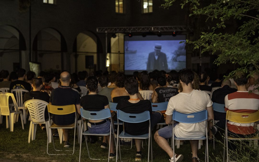 RADICI URBANE: IL CINEMA ALL’APERTO TORNA PER TUTTA LA PROVINCIA